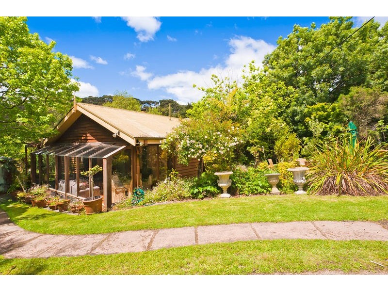 30 Skenes Creek Valley Road, Apollo Bay VIC 3233