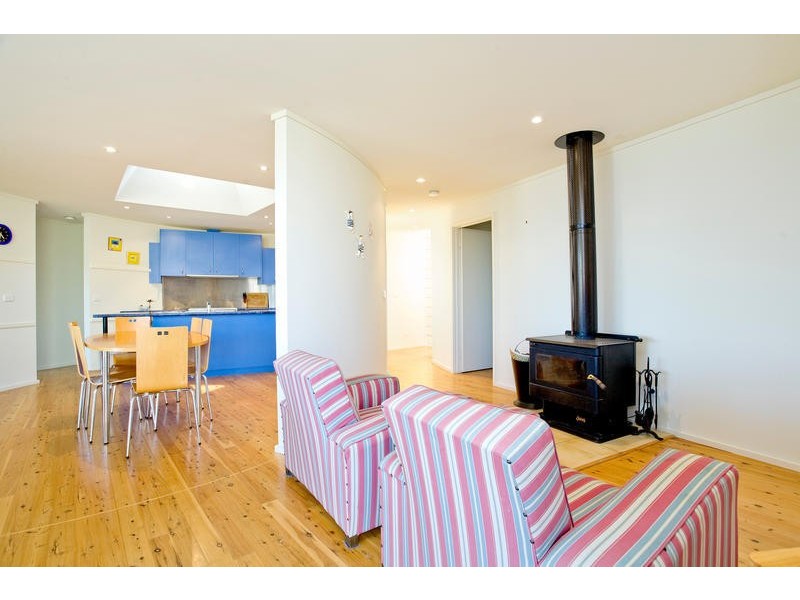 2 Karlson Street (Skenes Creek), Apollo Bay VIC 3233