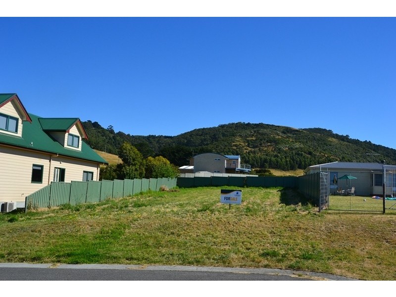 16 Park Avenue, Apollo Bay VIC 3233