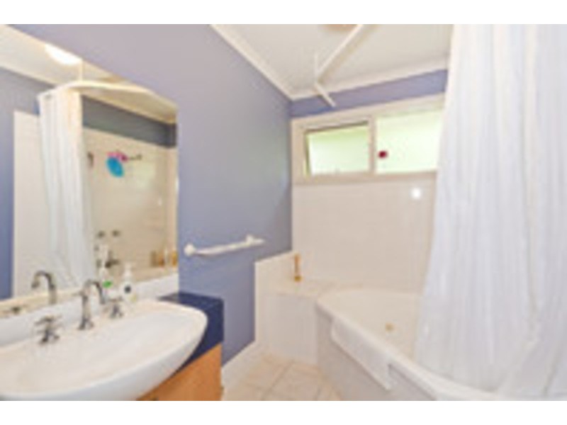 2/28 Moore Street, Apollo Bay VIC 3233