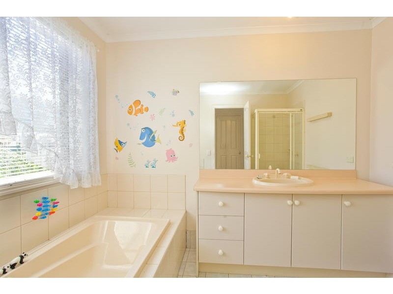 2  Scenic Drive, Apollo Bay VIC 3233
