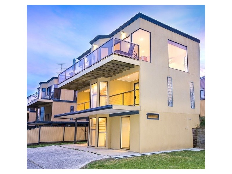 2/3 Cawood Street, Apollo Bay VIC 3233