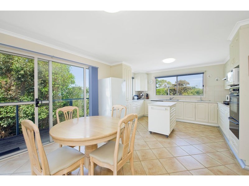 4 Murray Street, Apollo Bay VIC 3233