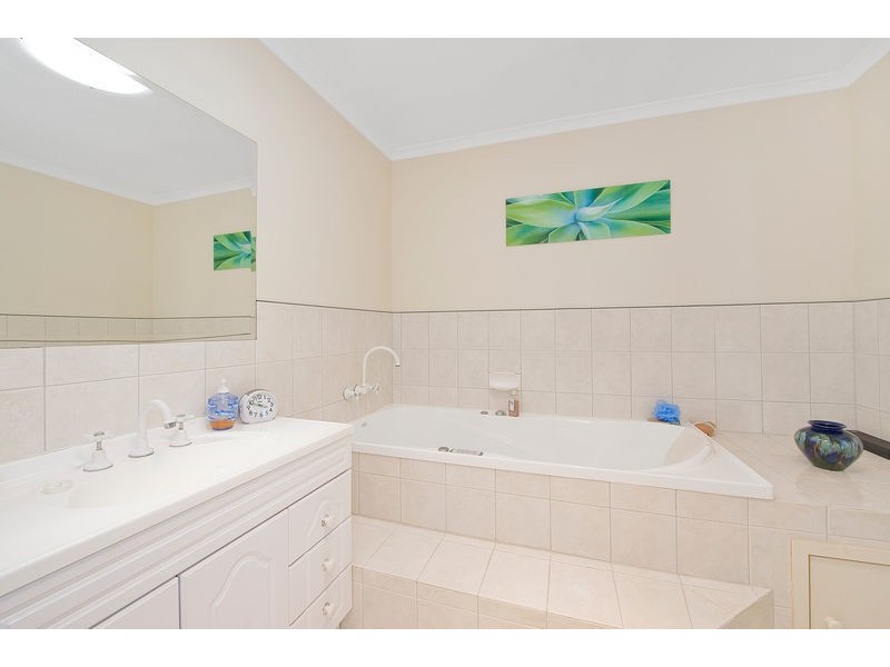 4 Murray Street, Apollo Bay VIC 3233