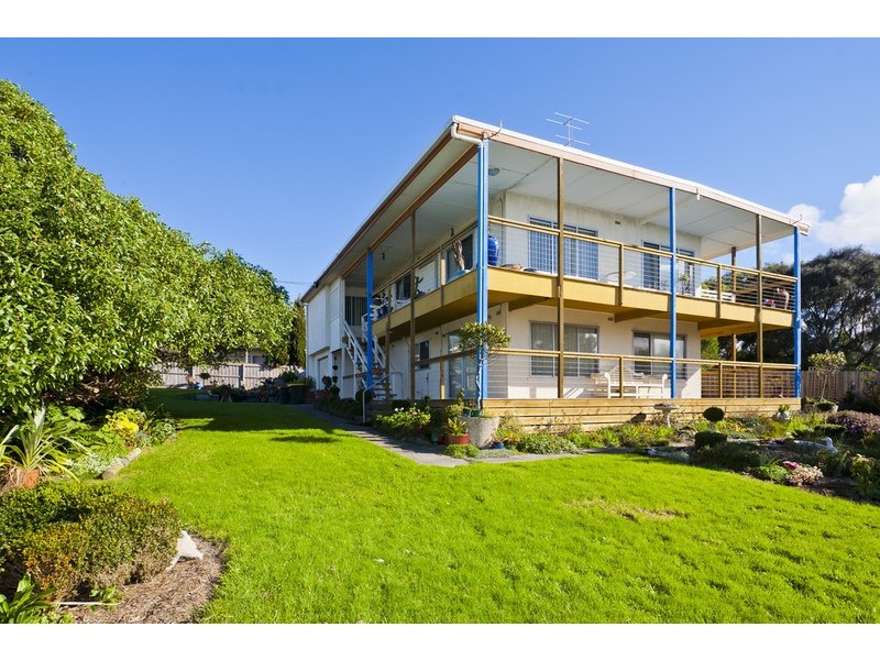 10 Marengo Crescent, Marengo VIC 3233