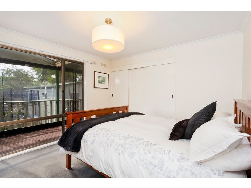 5 Newcombe Street, Marengo VIC 3233