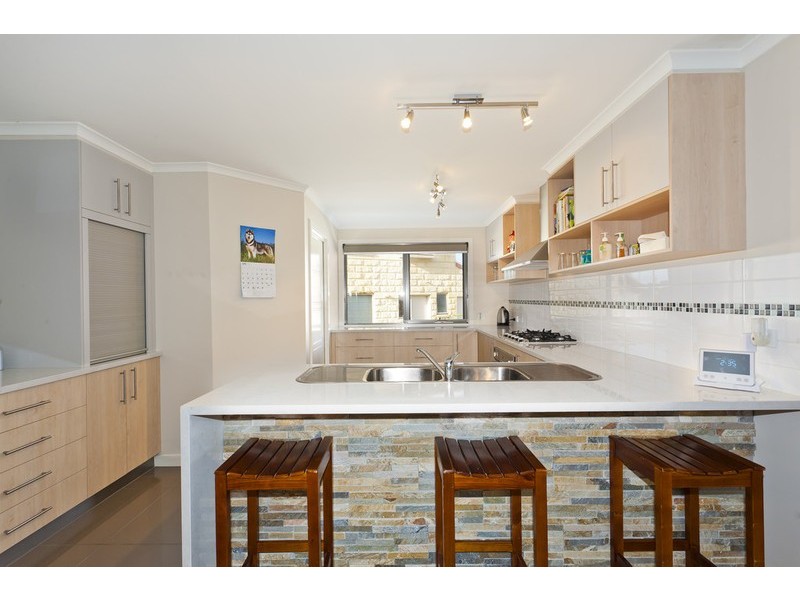 37 Thomson Street, Apollo Bay VIC 3233