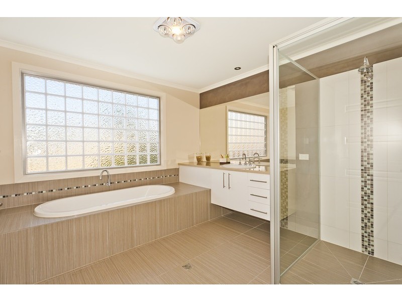 37 Thomson Street, Apollo Bay VIC 3233