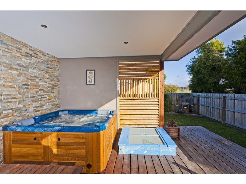37 Thomson Street, Apollo Bay VIC 3233