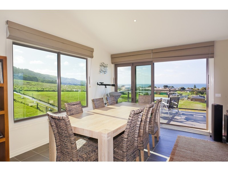 24 Seeberg Court, Apollo Bay VIC 3233