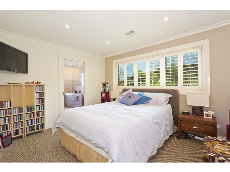 24 Seeberg Court, Apollo Bay VIC 3233