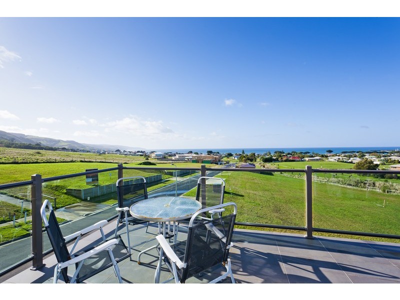 24 Seeberg Court, Apollo Bay VIC 3233
