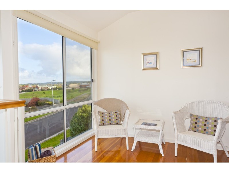 1 Nigel Court, Apollo Bay VIC 3233