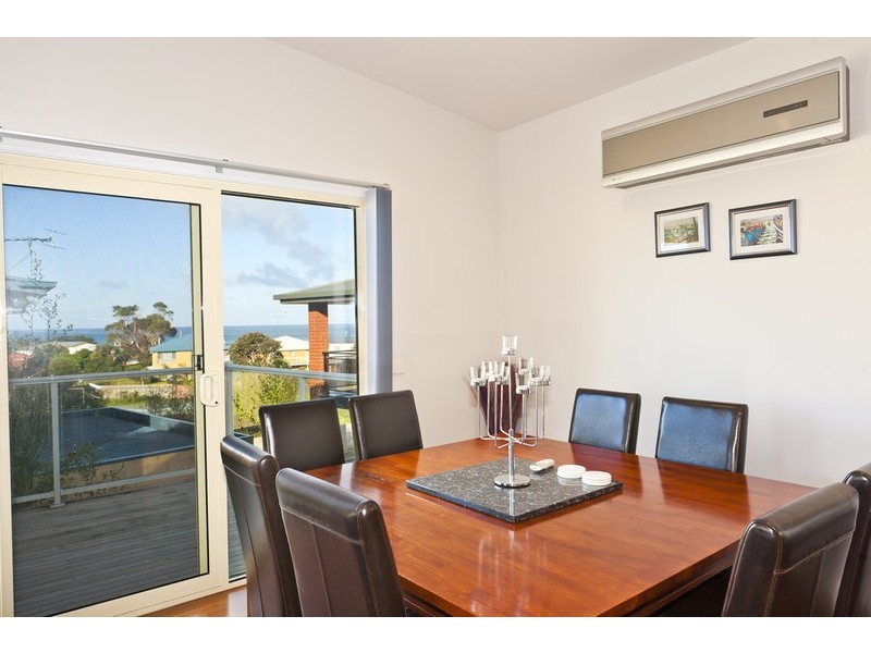 1/15 Seaview Drive, Apollo Bay VIC 3233