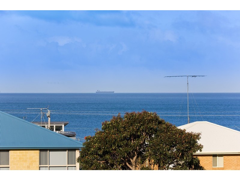 1/15 Seaview Drive, Apollo Bay VIC 3233