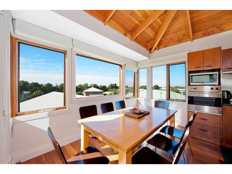 5 Banksia Court, Apollo Bay VIC 3233