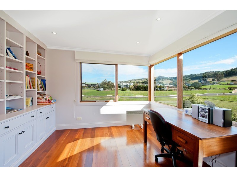 5 Banksia Court, Apollo Bay VIC 3233