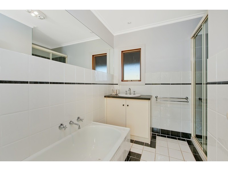 5 Banksia Court, Apollo Bay VIC 3233