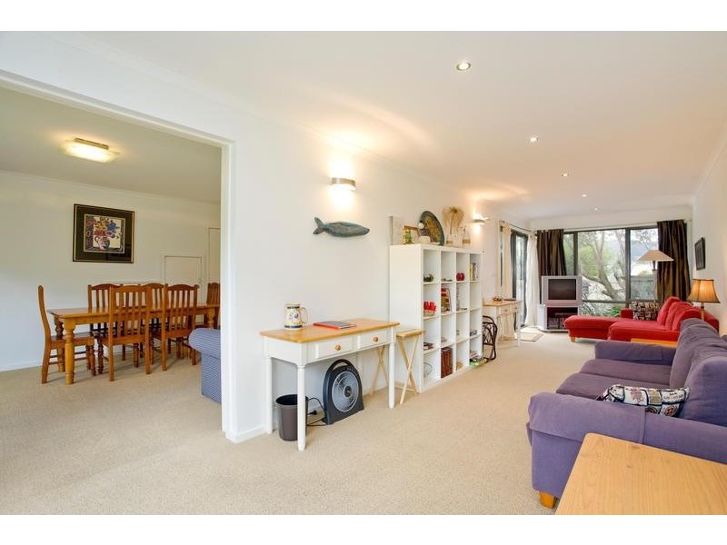 1/22 Nelson (Cnr Pascoe) Street, Apollo Bay VIC 3233