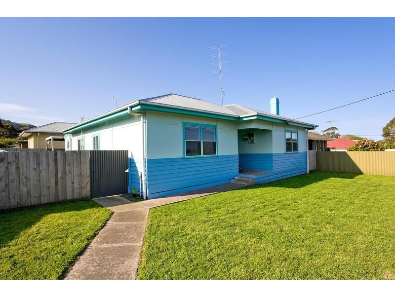54 Montrose Avenue, Apollo Bay VIC 3233