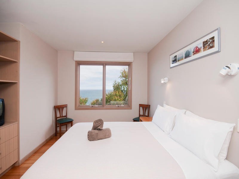 355 Great Ocean Road, Marengo VIC 3233