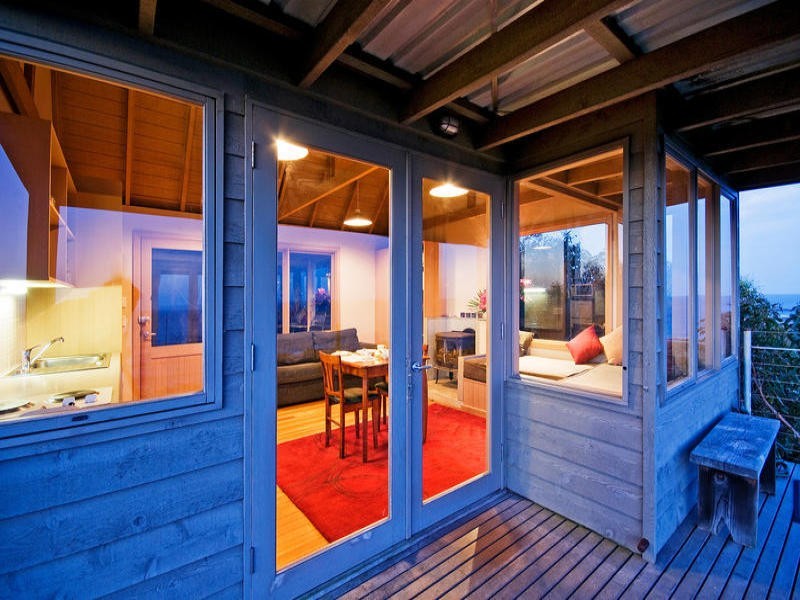 355 Great Ocean Road, Marengo VIC 3233