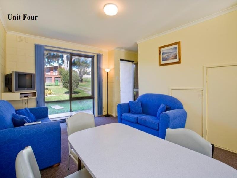 3 & 4/22 Nelson Street, Apollo Bay VIC 3233