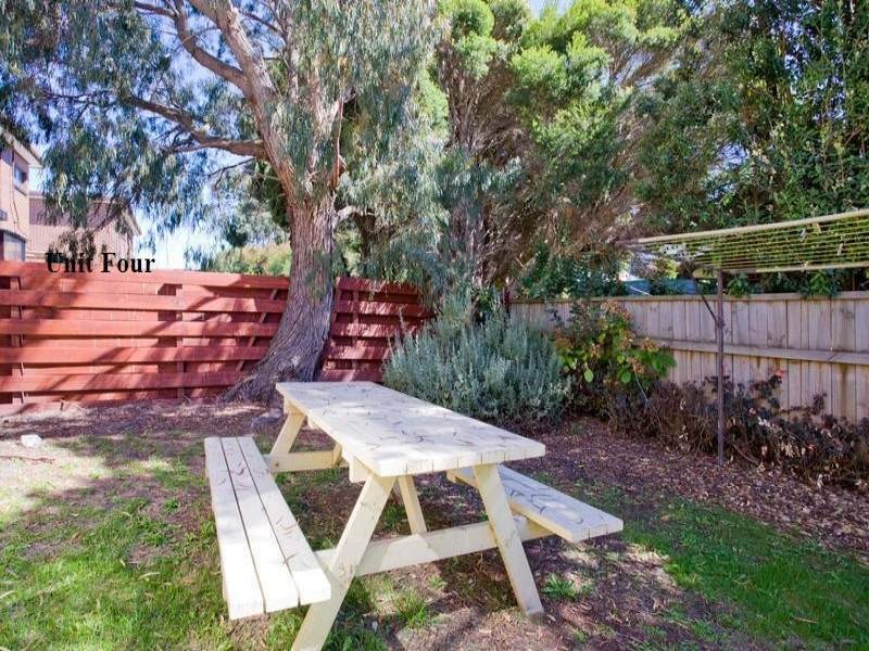 3 & 4/22 Nelson Street, Apollo Bay VIC 3233