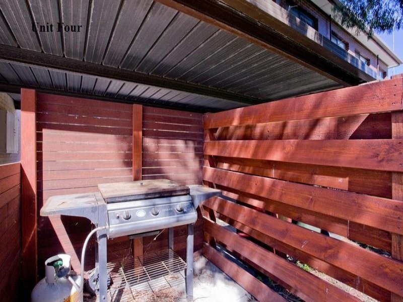 3 & 4/22 Nelson Street, Apollo Bay VIC 3233