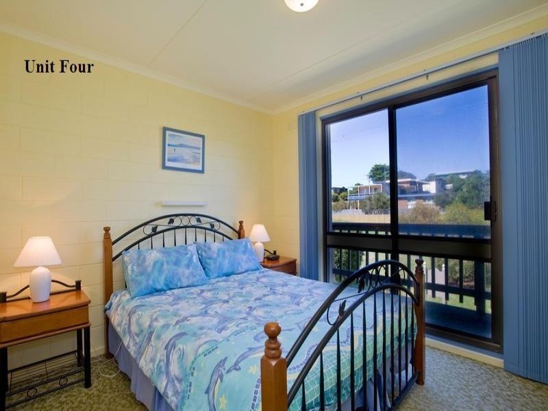 3 & 4/22 Nelson Street, Apollo Bay VIC 3233