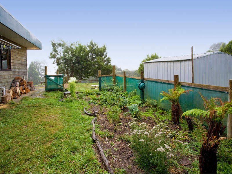 4 College Drive, Lavers Hill VIC 3238