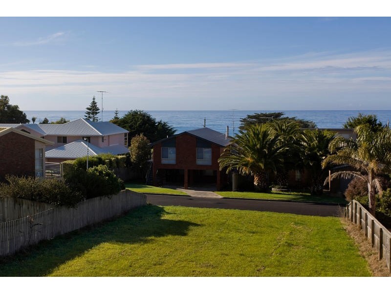 2/11 Marriners Lookout Road, Apollo Bay VIC 3233