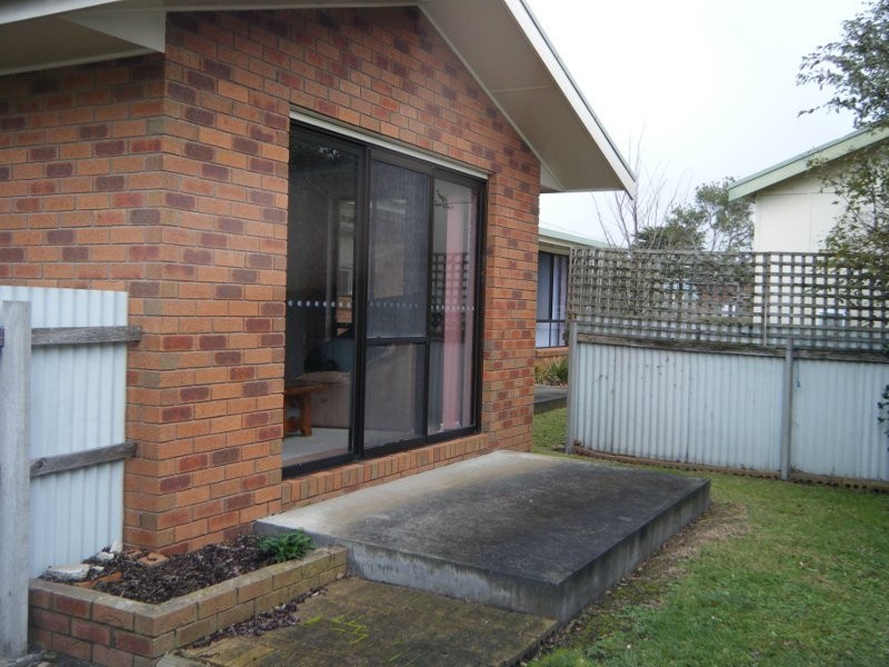 2/15 Fisk Street, Apollo Bay VIC 3233