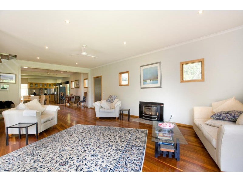 415  Sunnyside Road, Apollo Bay VIC 3233