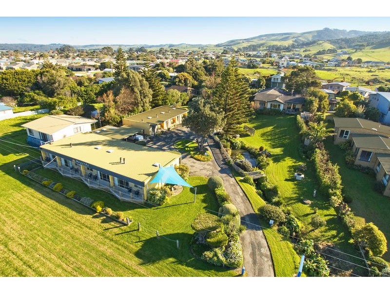 217 Great Ocean Road, Apollo Bay VIC 3233