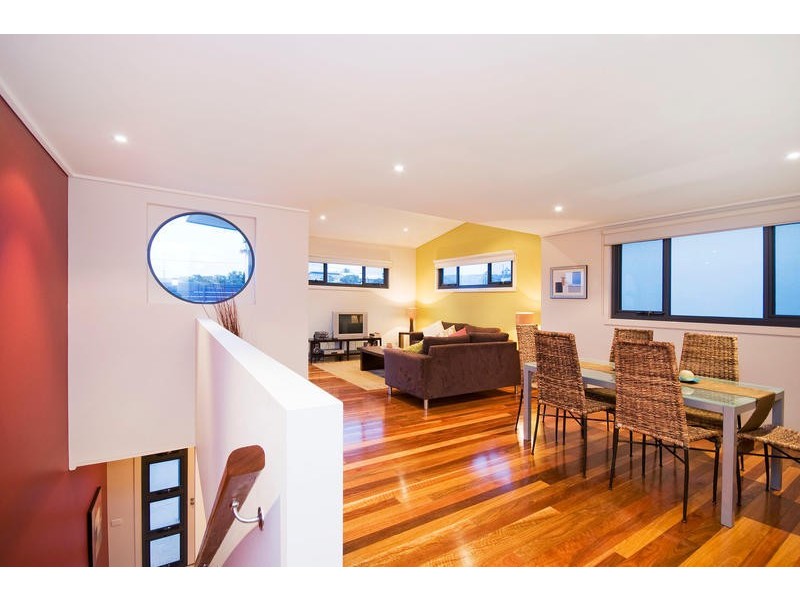 2/18 Gambier Street, Apollo Bay VIC 3233