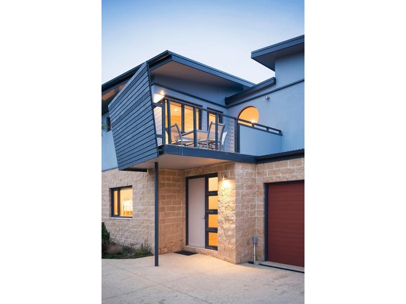 2/18 Gambier Street, Apollo Bay VIC 3233