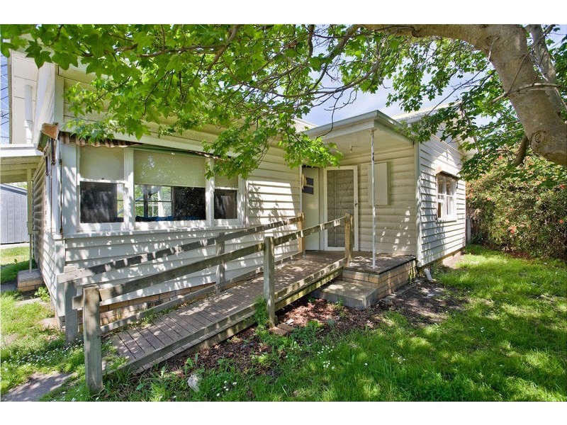 3 Montrose Avenue, Apollo Bay VIC 3233