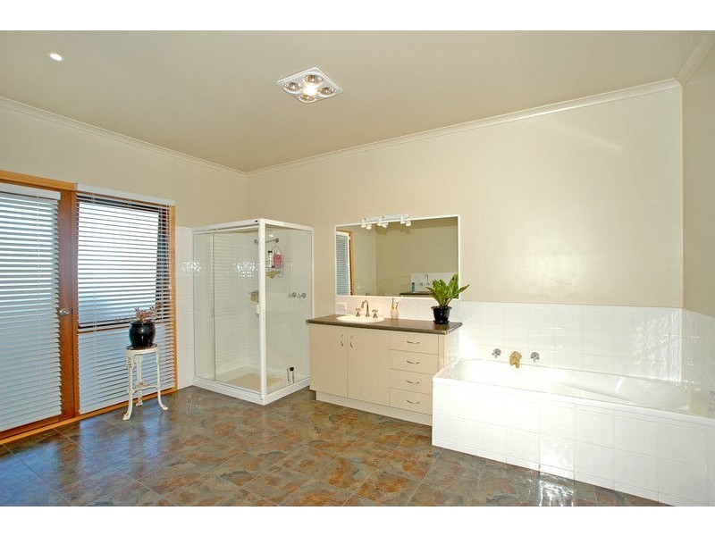 10 Nigel Court, Apollo Bay VIC 3233