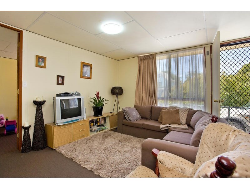 1/42 Montrose Avenue, Apollo Bay VIC 3233