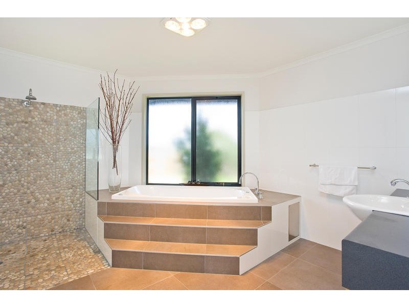 22 Seymour Crescent, Apollo Bay VIC 3233