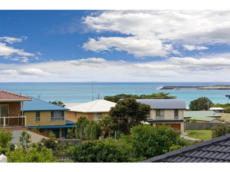 11A Seaview Drive, Apollo Bay VIC 3233