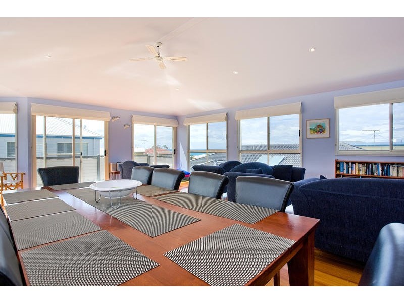 11A Seaview Drive, Apollo Bay VIC 3233