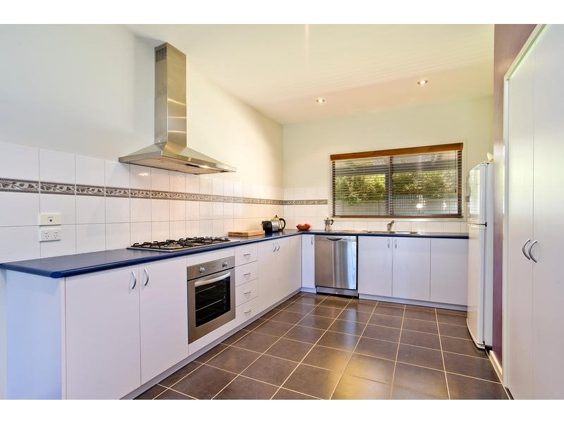 18 Scenic Drive, Apollo Bay VIC 3233