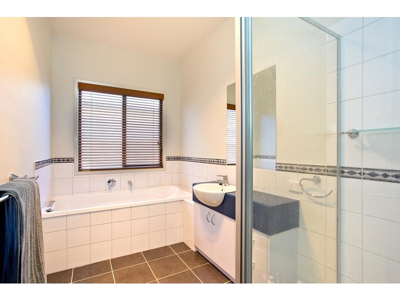 18 Scenic Drive, Apollo Bay VIC 3233