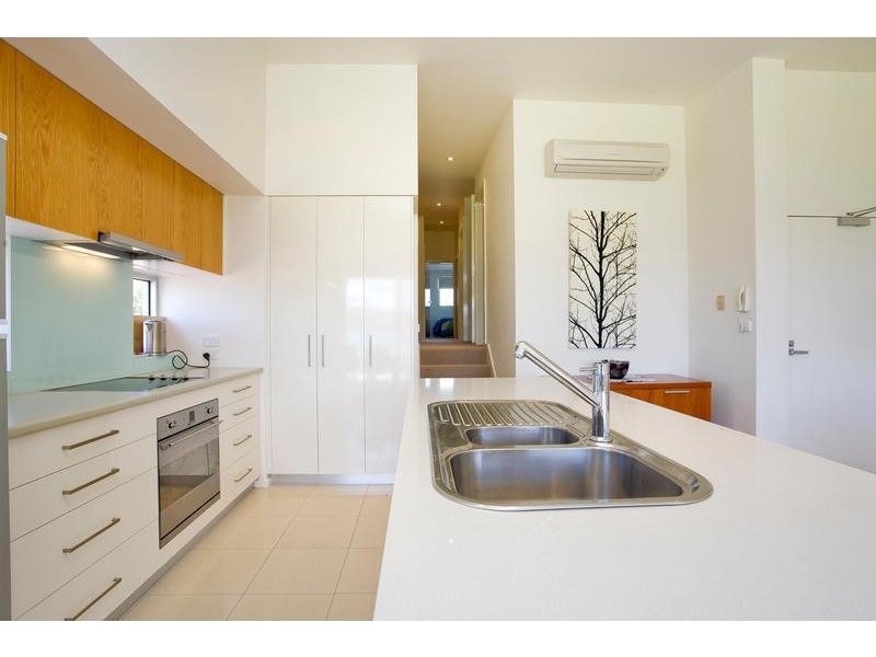 15/22 Great Ocean Road, Apollo Bay VIC 3233