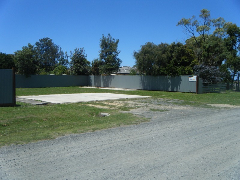 2/19 McLennan Street, Apollo Bay VIC 3233