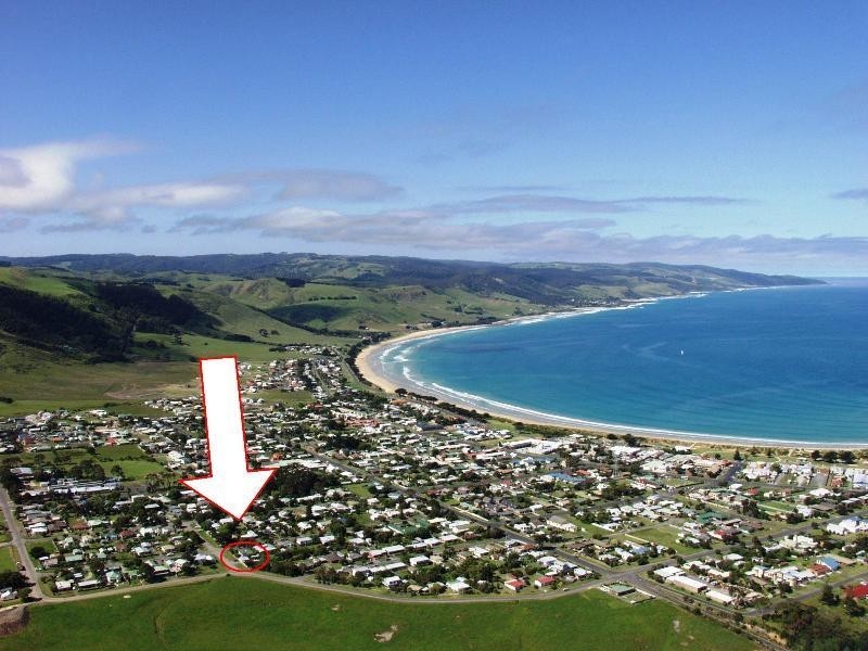 2/19 McLennan Street, Apollo Bay VIC 3233