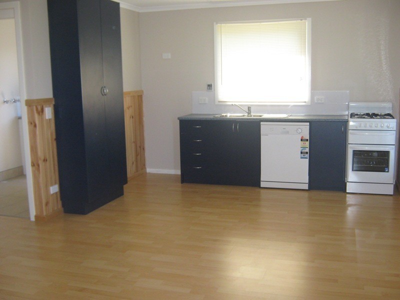 24B (rear) Great Ocean Road, Marengo VIC 3233