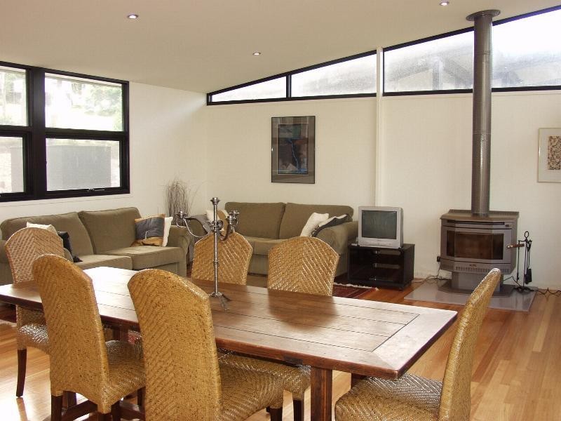 10 Treetops Terrace, Skenes Creek VIC 3233